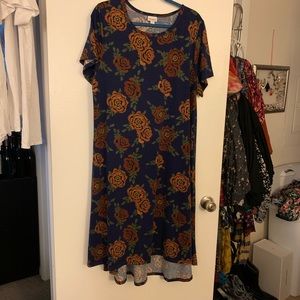 NWOT 3x Lularoe Carly